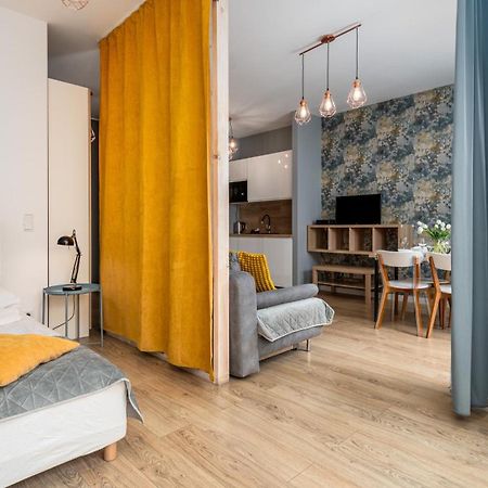 Apartamenty Sun & Snow 19 Dzielnica With Free Parking Варшава Экстерьер фото