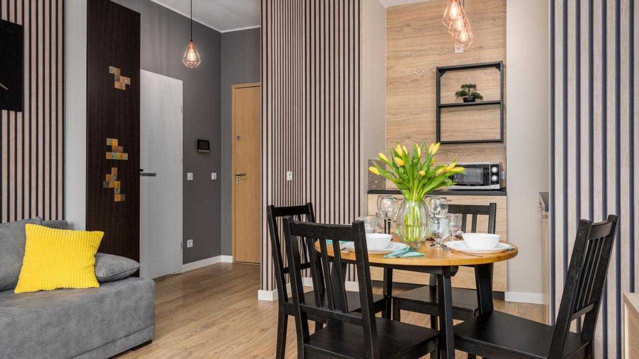 Apartamenty Sun & Snow 19 Dzielnica With Free Parking Варшава Экстерьер фото