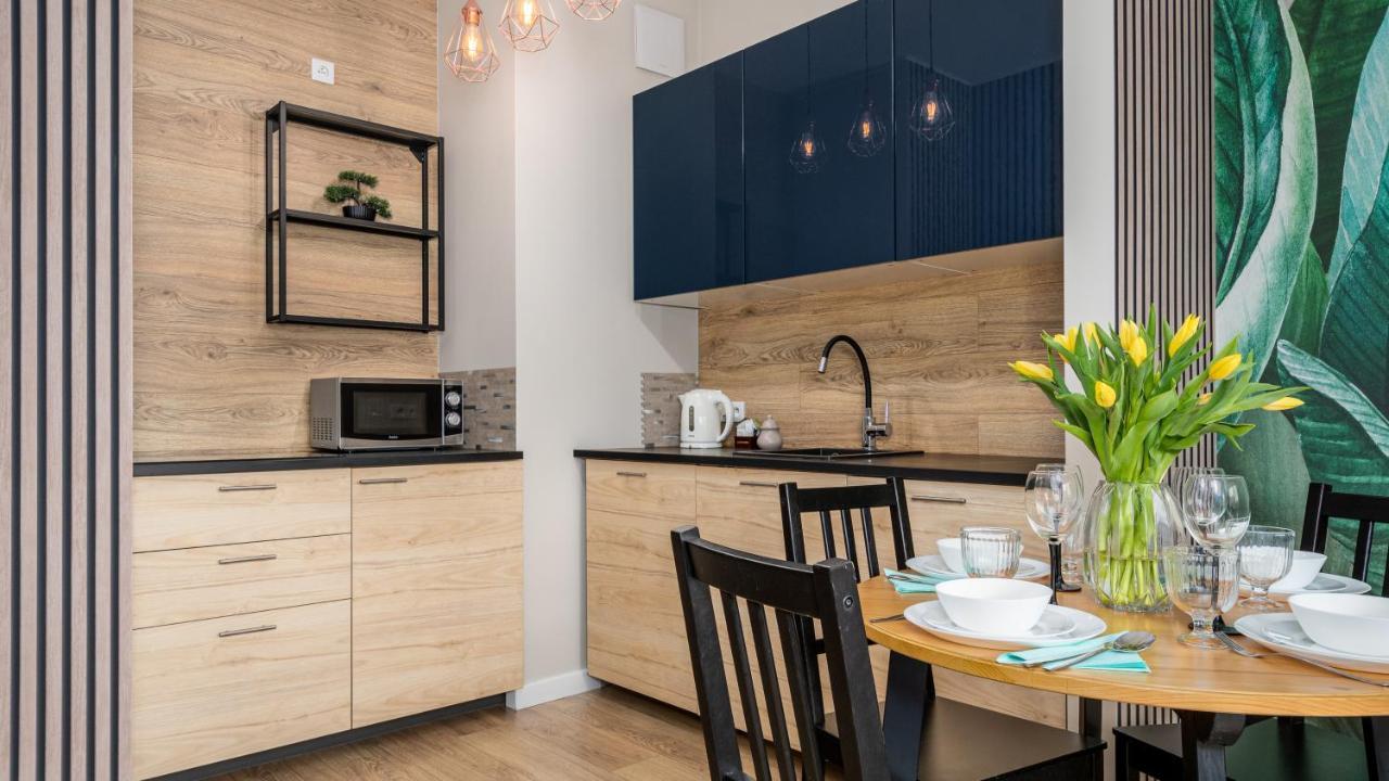 Apartamenty Sun & Snow 19 Dzielnica With Free Parking Варшава Экстерьер фото