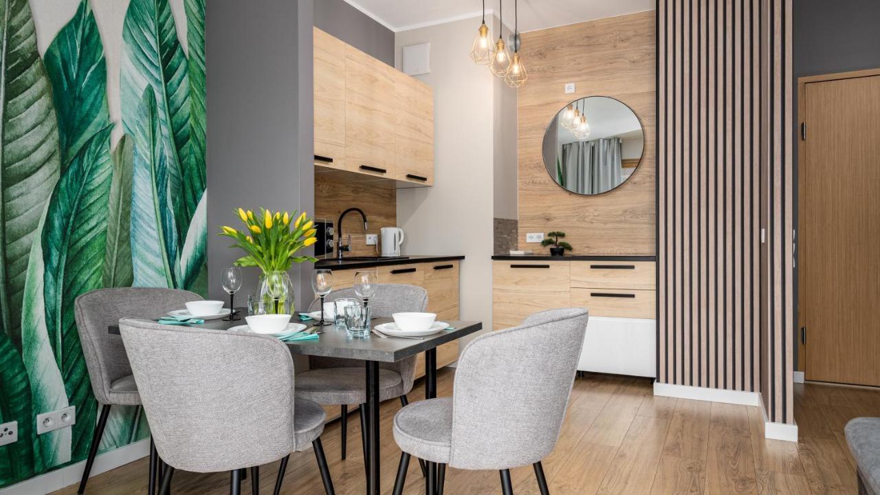 Apartamenty Sun & Snow 19 Dzielnica With Free Parking Варшава Экстерьер фото