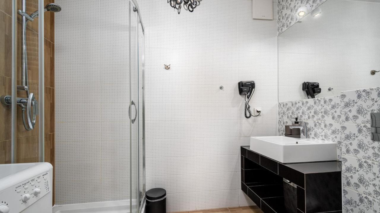 Apartamenty Sun & Snow 19 Dzielnica With Free Parking Варшава Экстерьер фото